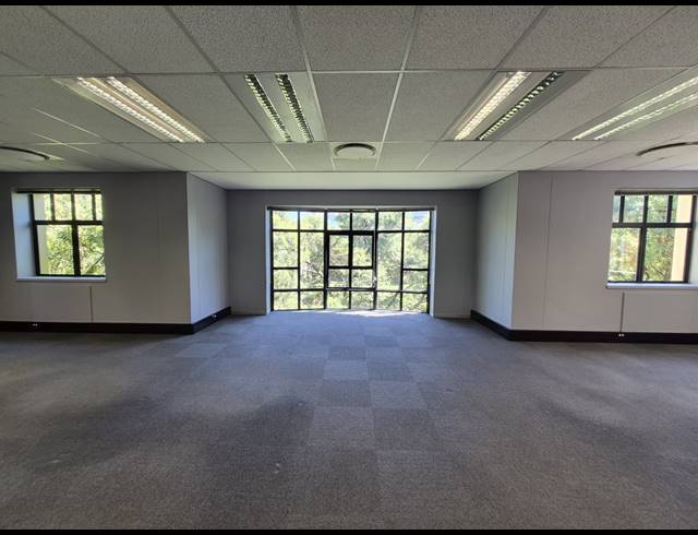 475M² OFFICE TO LET IN SANDTON CENTRAL